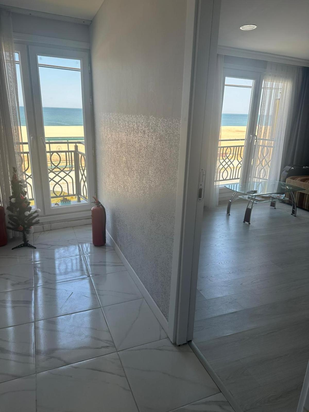 Holiday Beach Hotel Arnavutköy エクステリア 写真