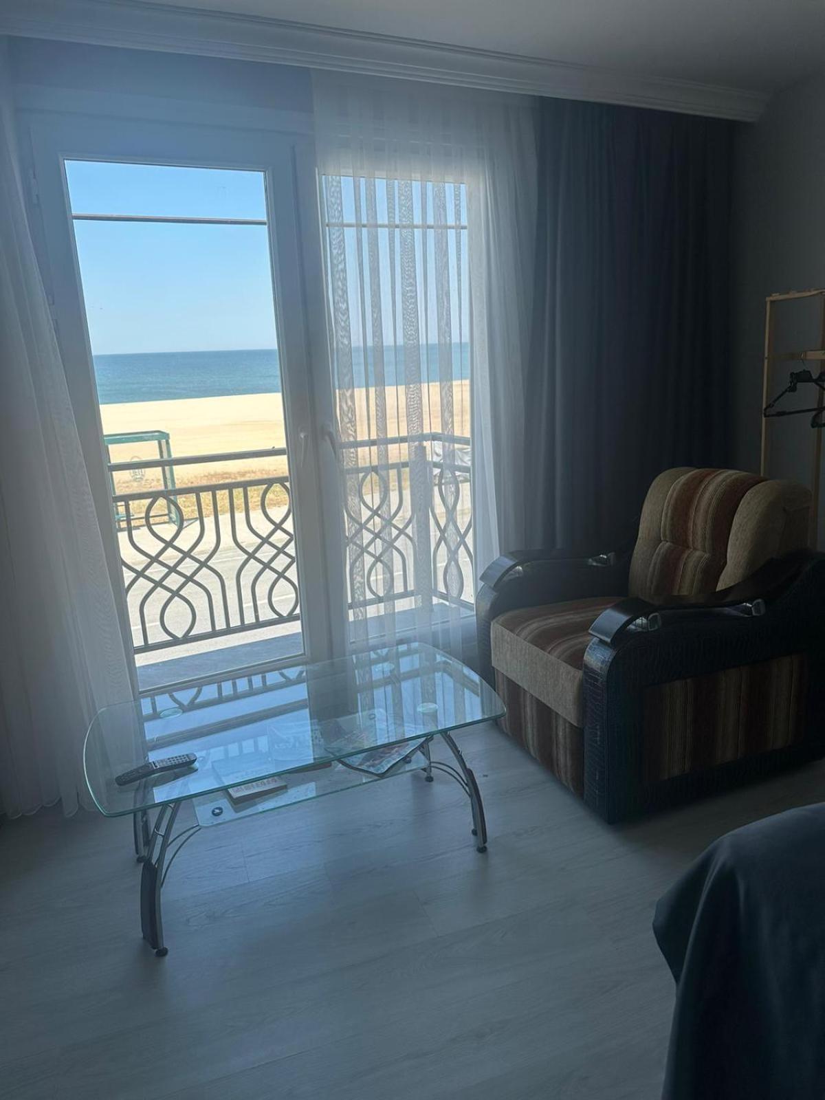 Holiday Beach Hotel Arnavutköy エクステリア 写真
