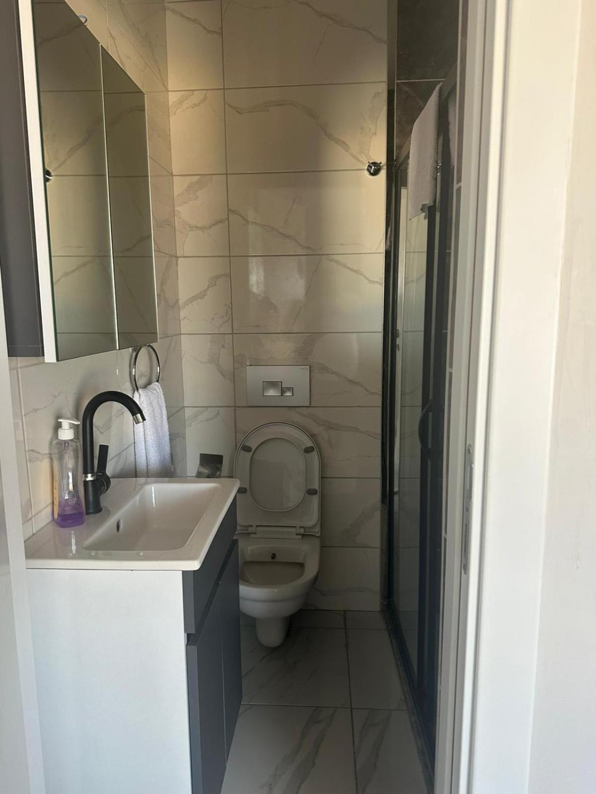 Holiday Beach Hotel Arnavutköy エクステリア 写真
