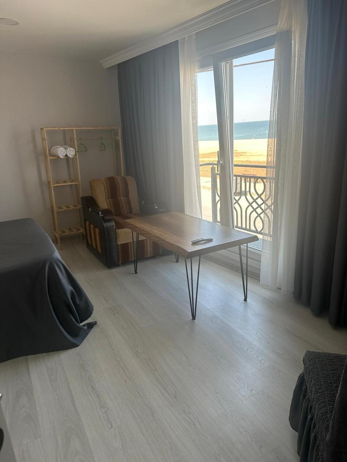 Holiday Beach Hotel Arnavutköy エクステリア 写真